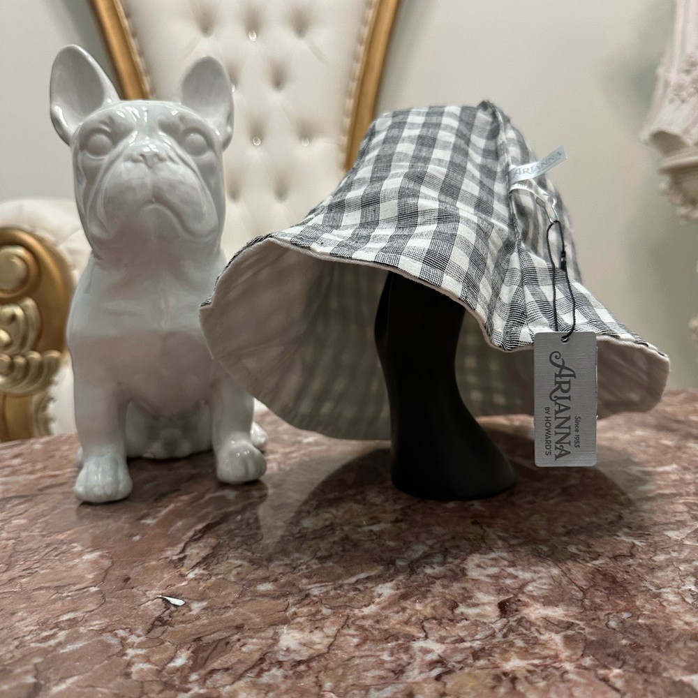 2 way Bucket Hat - NWT